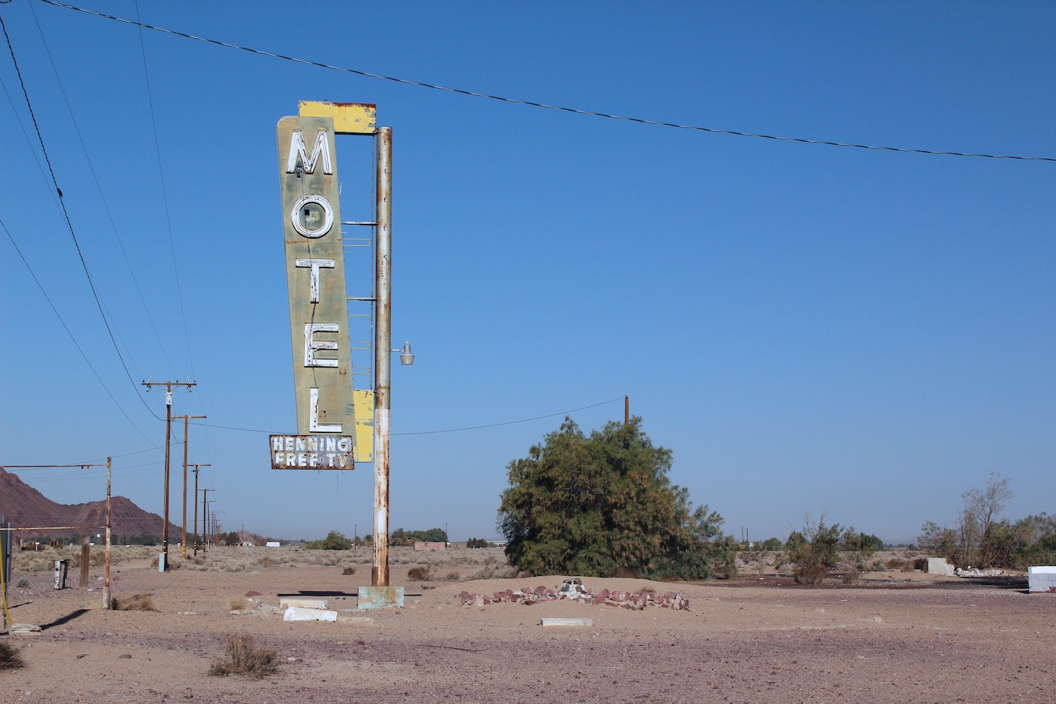 Henning Motel